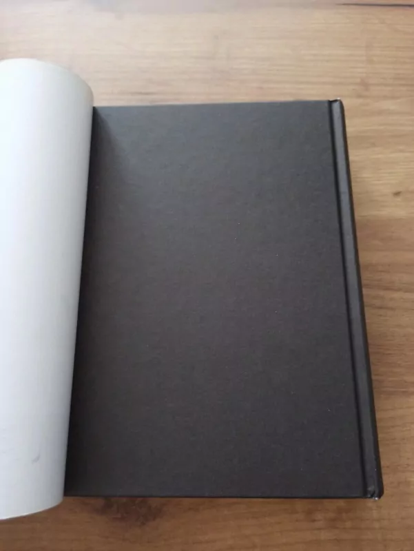 DAN BROWN - Andělé a démoni