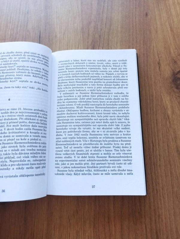 JOHANNES MARIO SIMMEL - Divím se, že jsem tak veselý