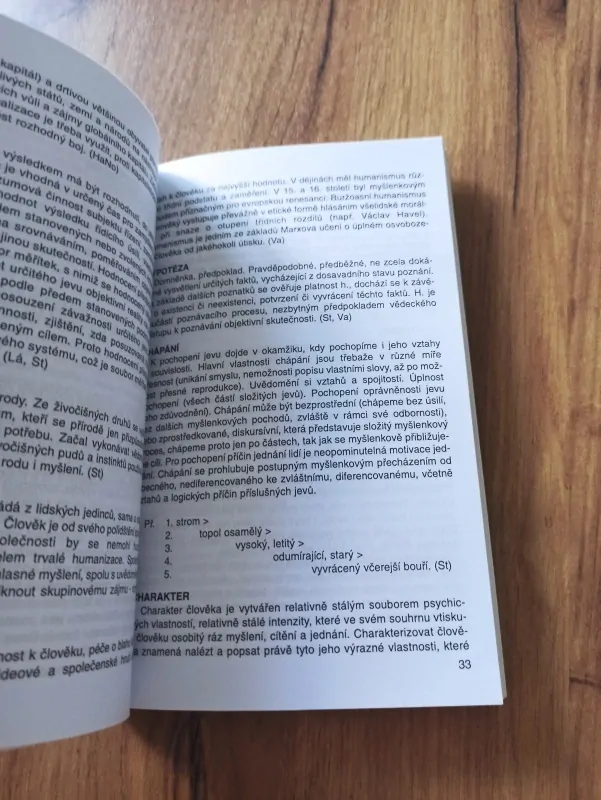 Malý slovník společenskovědních pojmů
