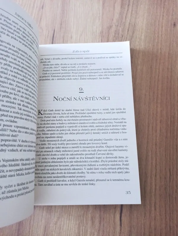 JAMES SILKE - Posel smrti, 3. díl - Zub a spár
