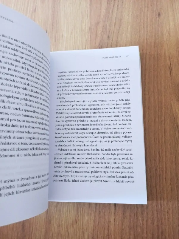 THOMAS MOORE - Terapie duše: Umění provázejícího rozhovoru