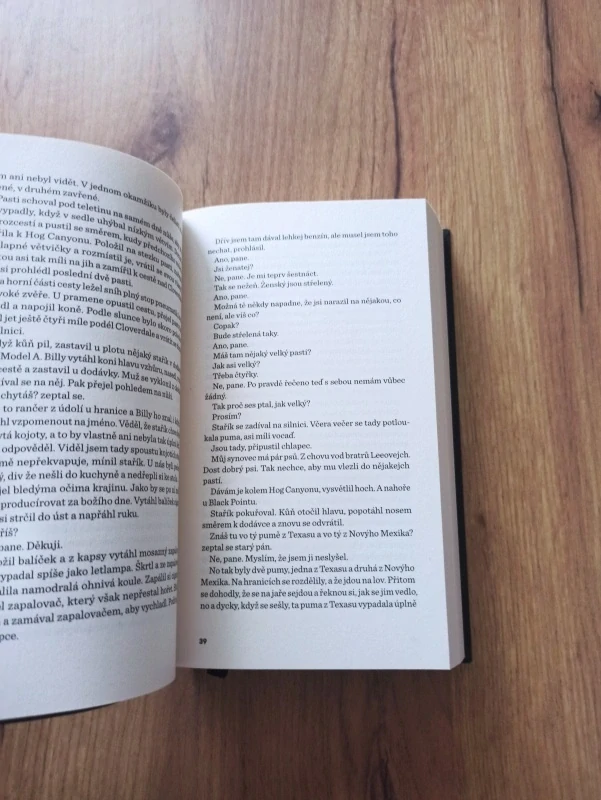 CORMAC McCarthy - Hranice