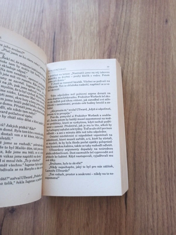 JACK VANCE - Poslední hrad