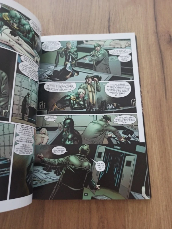 PETER J. TOMASI - Batman: Detective Comics 9. - Gordon ve válce
