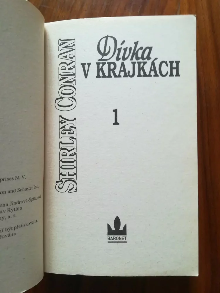SHIRLEY CONRAN - Dívka v krajkách - 1.díl