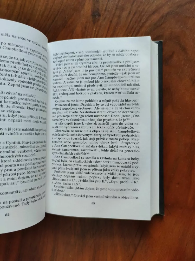 NELSON DeMILLE - Generálova dcera