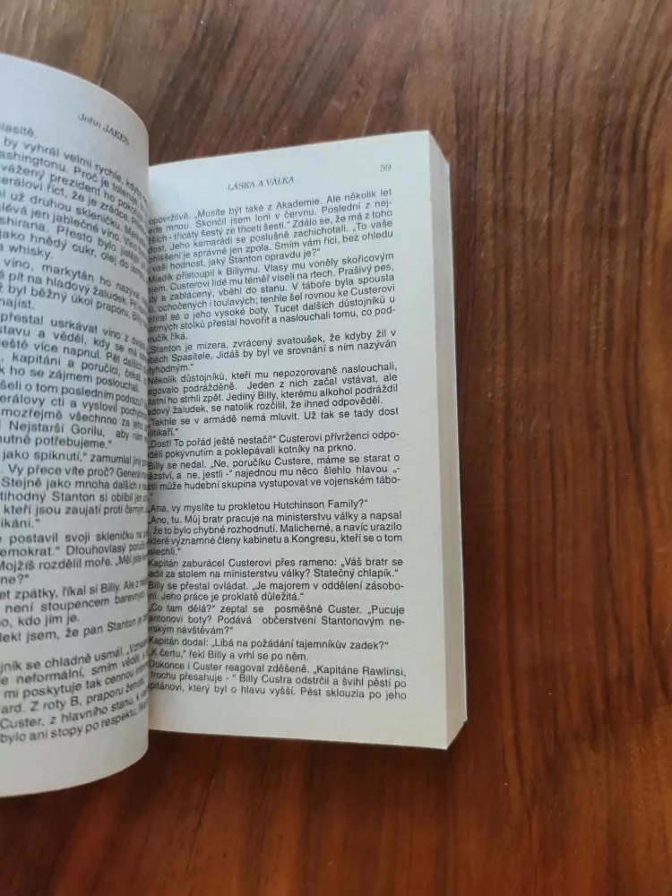 JOHN JAKES - Láska a válka 2