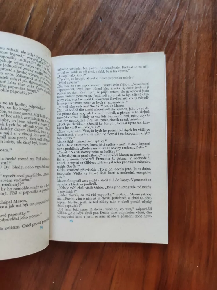ERLE STANLEY GARDNER - Případ křivopřísežného papouška