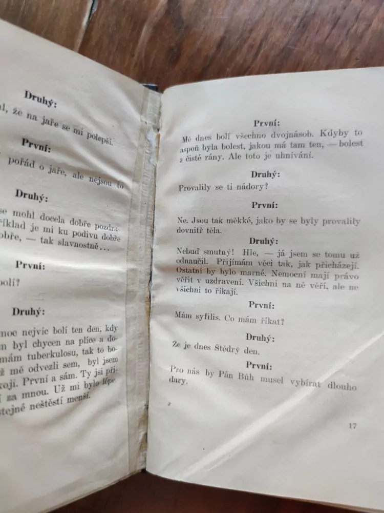 JIŘÍ WOLKER - Tři hry