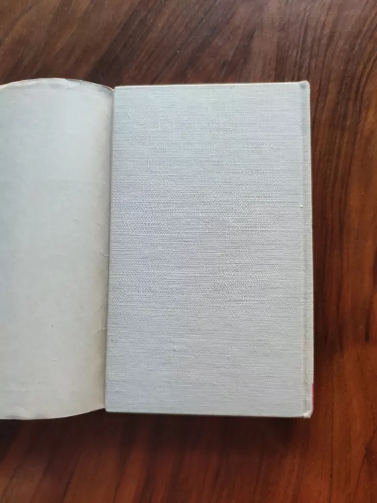 ÉVE CURIEOVÁ - Paní Curieová