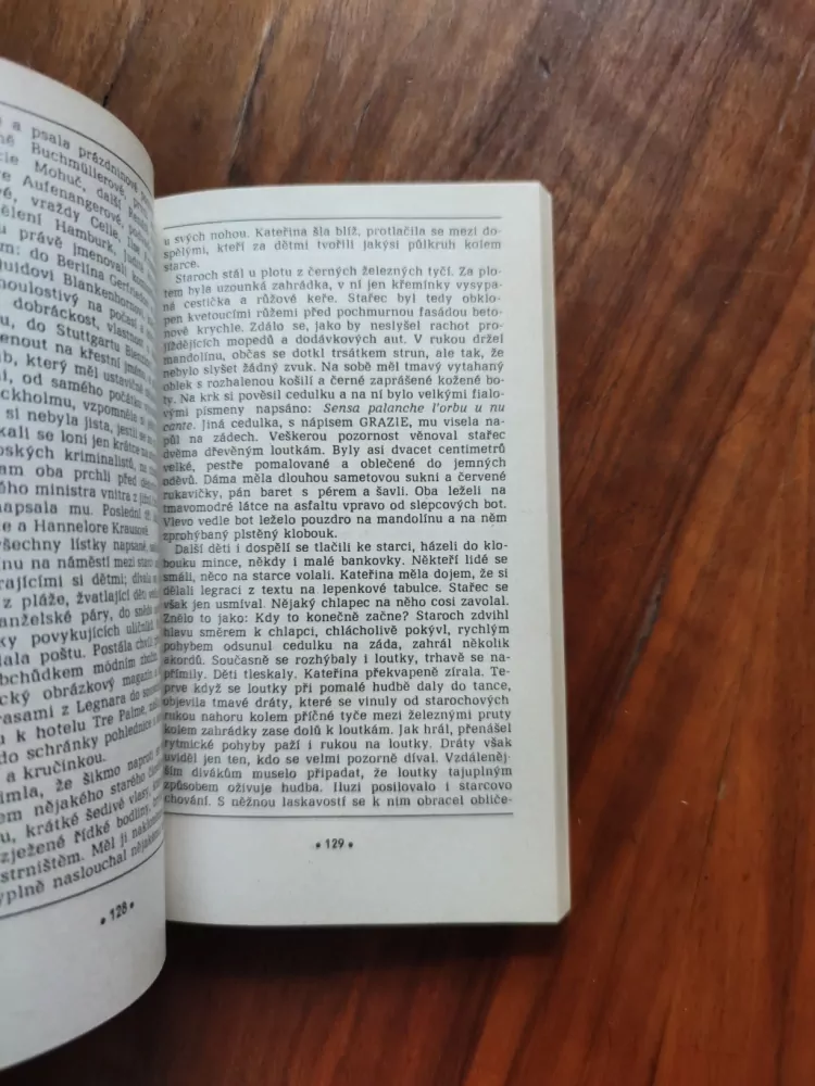 RICHARD HEY -  Zadarmo ani kuře nehrabe