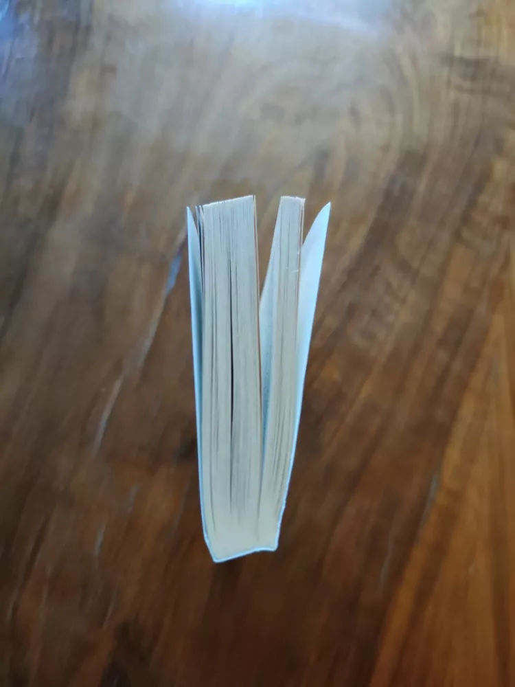 SIMON R. GREEN - Dolů mezi mrtvé