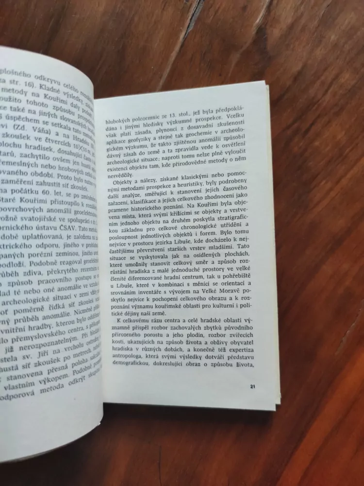 MILOŠ ŠOLLE - Kouřim v průběhu věků