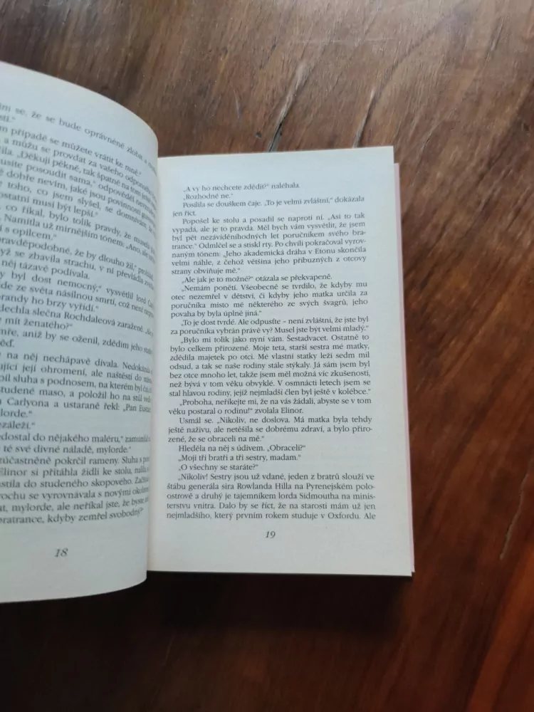 GEORGETTE HEYER - Elinor