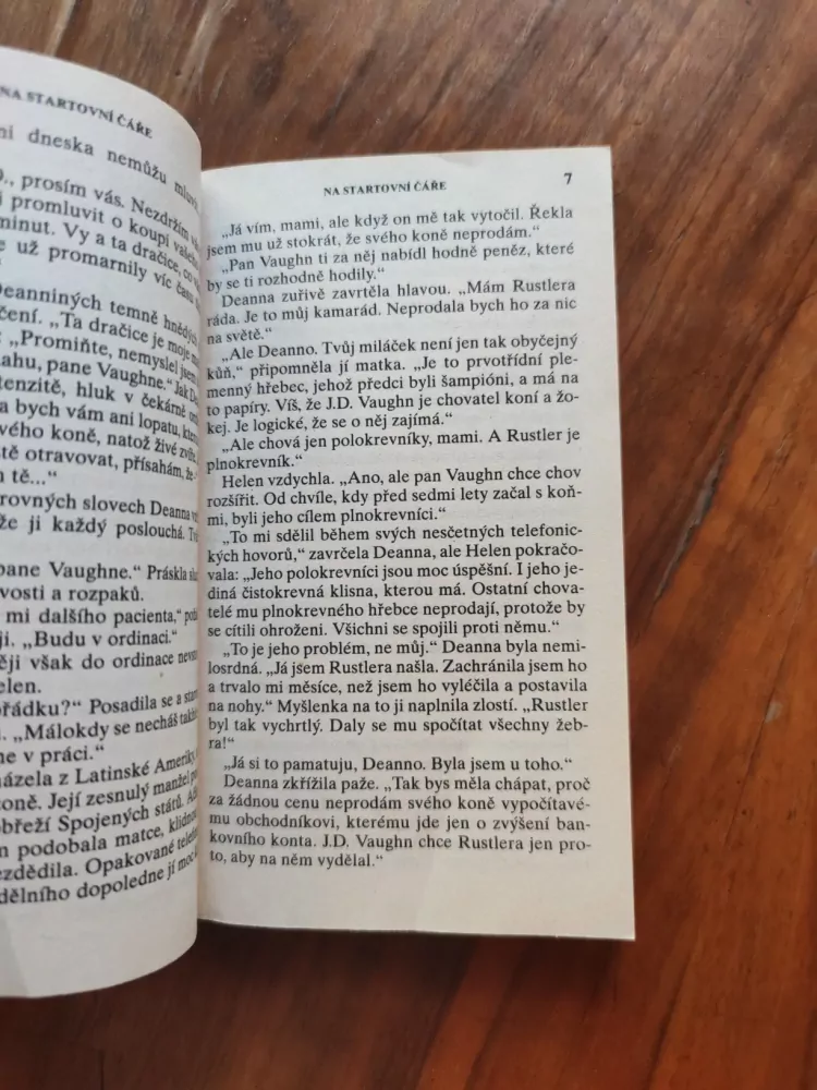 ANNE MARIE DUQUETTE - Na startovní čáře