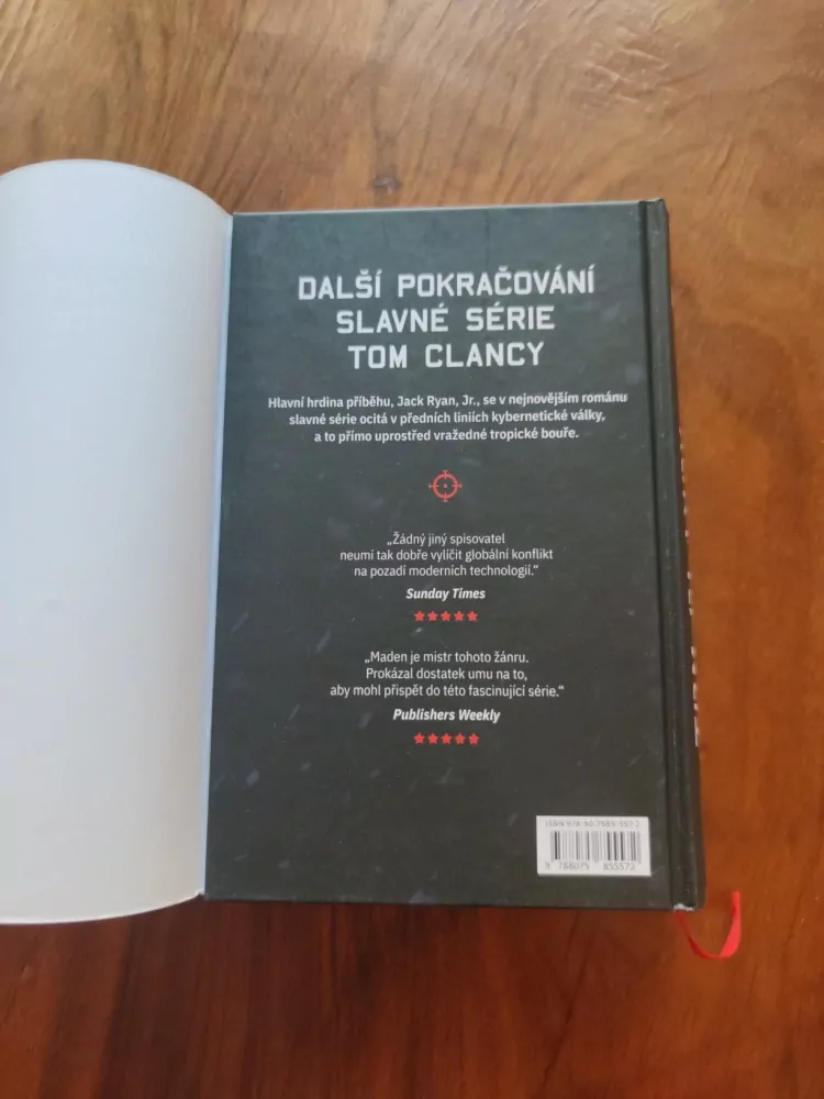 TOM CLANCY, MIKE MADEN - V oku bouře