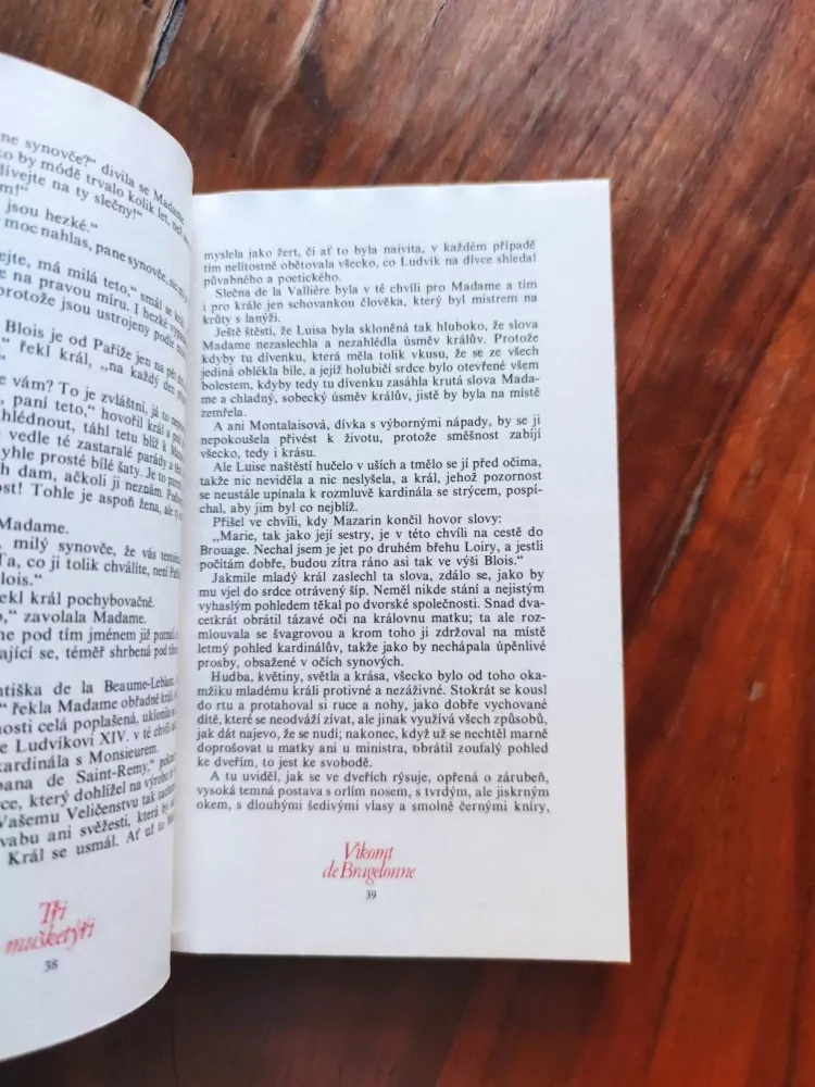 ALEXANDRE DUMAS - Tři mušketýři ještě po deseti letech aneb Vikomt Bragelonne - I. Díl