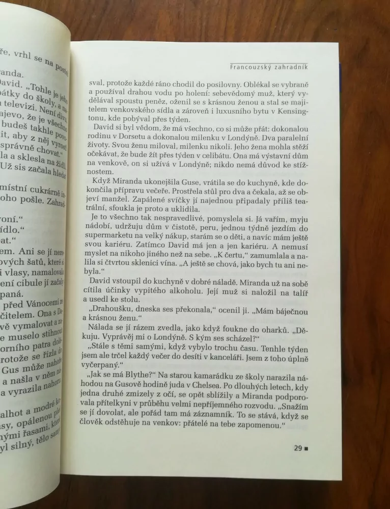 SANTA MONTEFIORE, KERRY REICHS, JULIE CORBIN – Francouzský zahradník, Už žádná tajemství, Klikařka