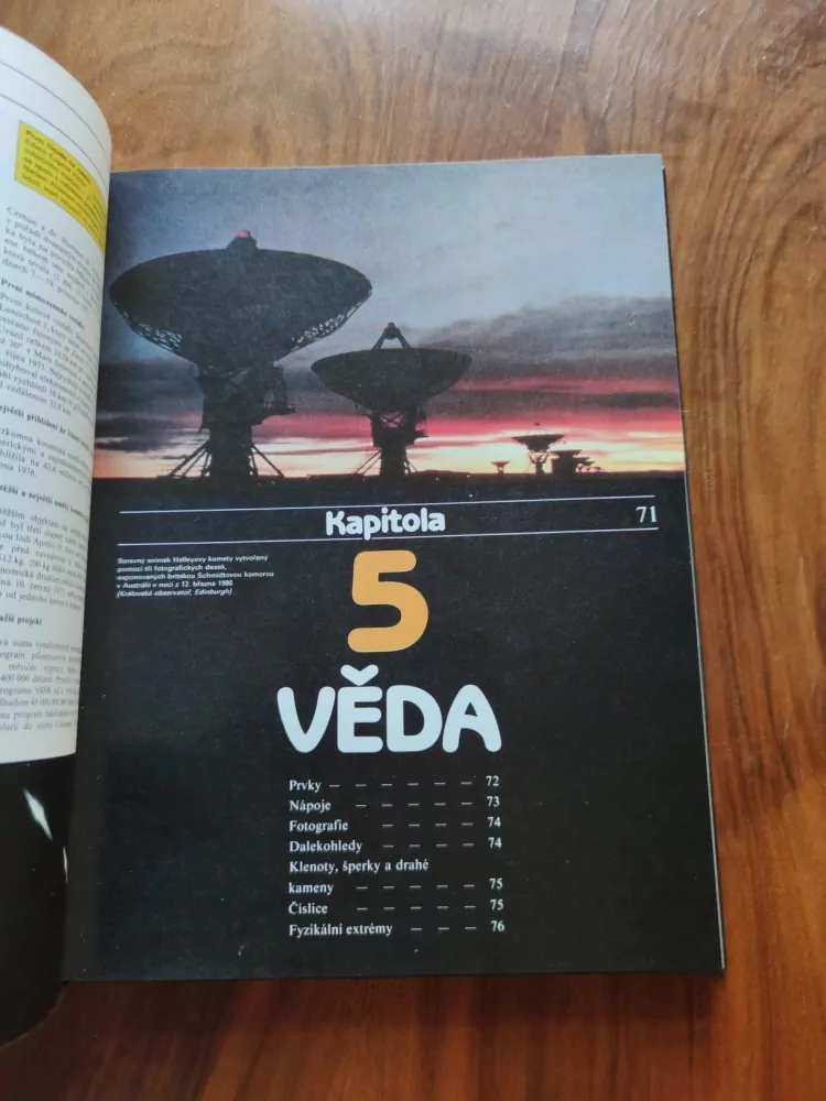 ALAN RUSSELL, NORRIS D. McWHIRTER - Guinnessova kniha rekordů