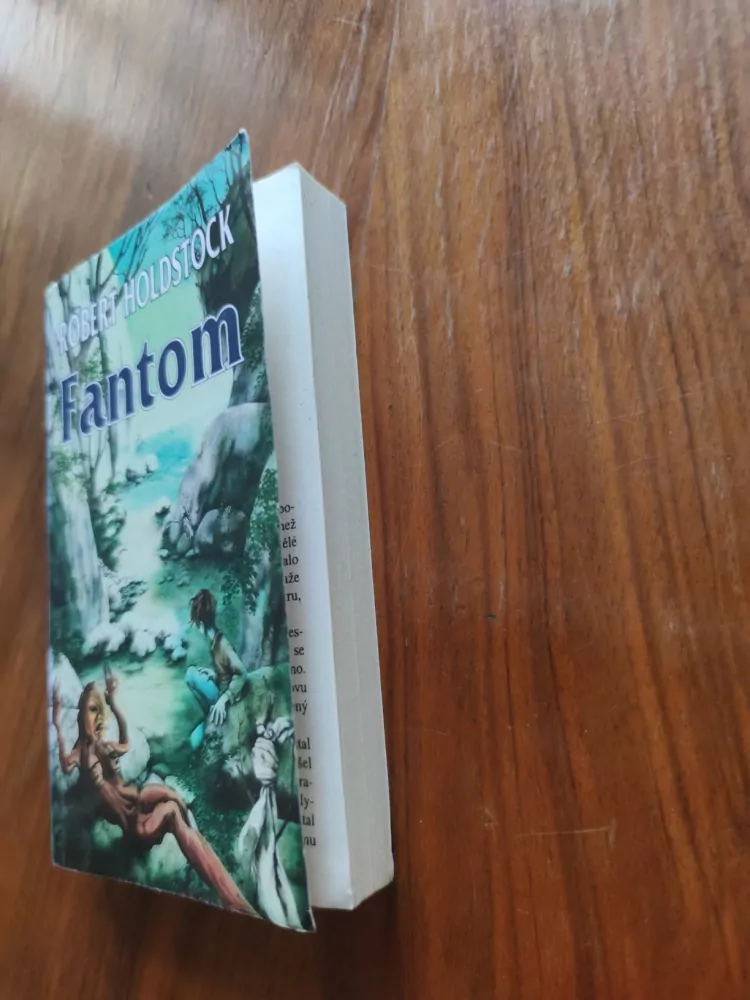 ROBERT HOLDSTOCK - Fantom