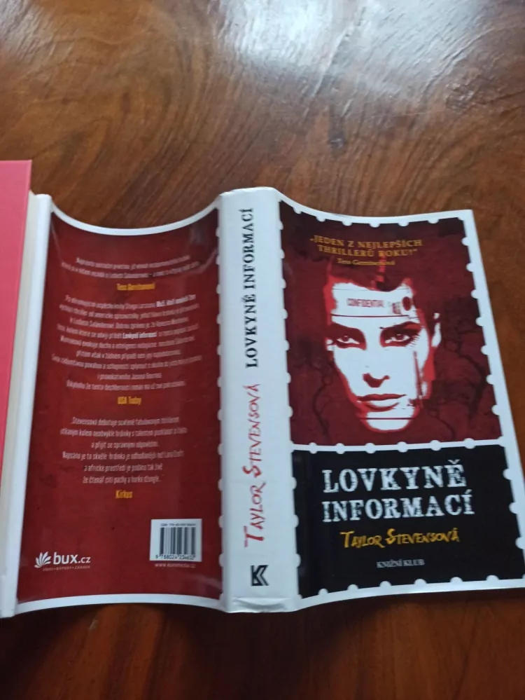 TAYLOR STEVENS - Lovkyně informací