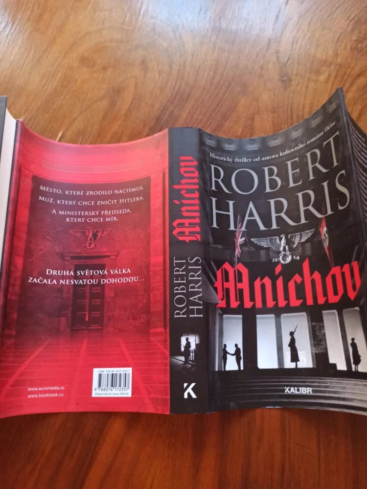 ROBERT HARRIS - Mnichov