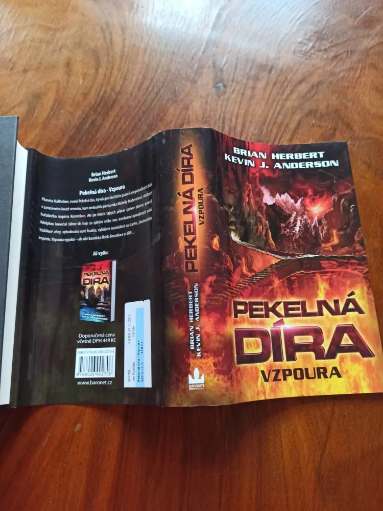 BRIAN HERBERT, KEVIN J. ANDERSON - Pekelná díra – Vzpoura