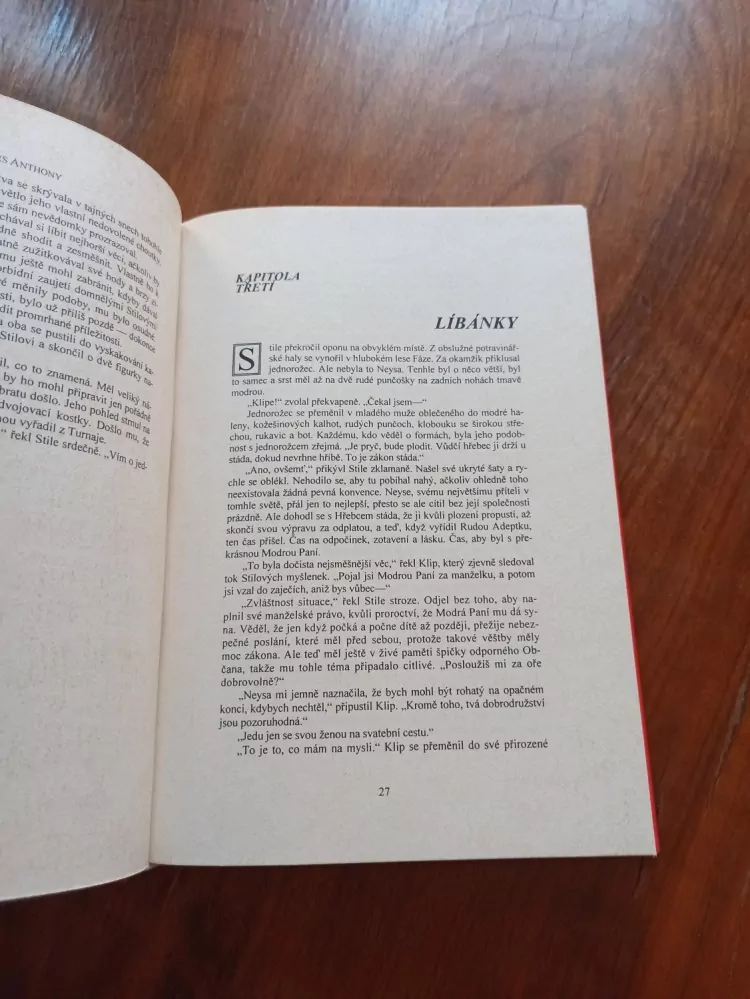 PIERS ANTHONY - Rytířský úsvit