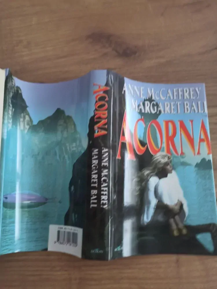 ANNE McCAFFREY, MARGARET BALL - Acorna
