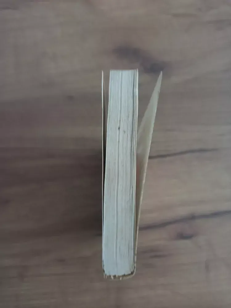 ROBERT ANSON HEINLEIN - Vládci loutek