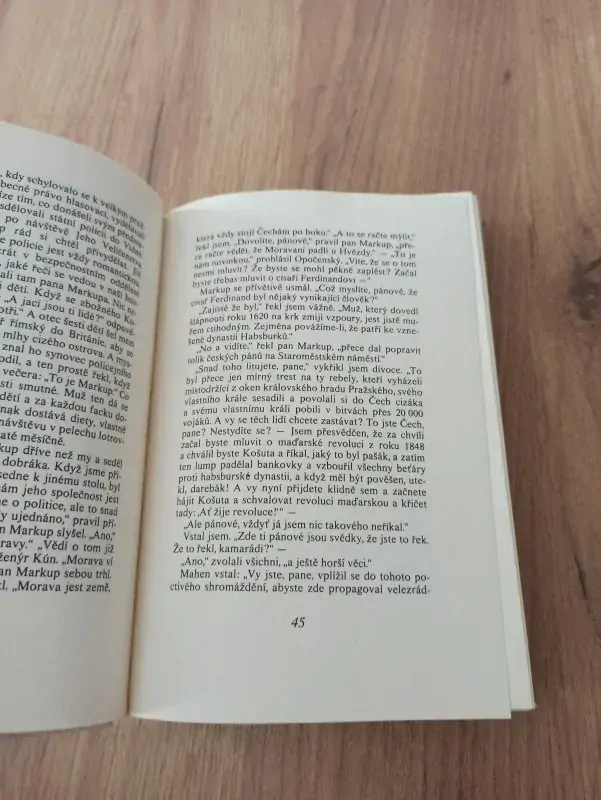 JAROSLAV HAŠEK - Dějiny strany mírného pokroku v mezích zákona