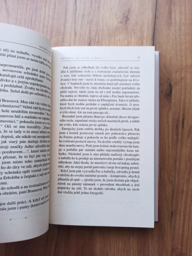 VALERIE KORTE - Nečekej, až vyjde slunce ... nauč se tančit v dešti