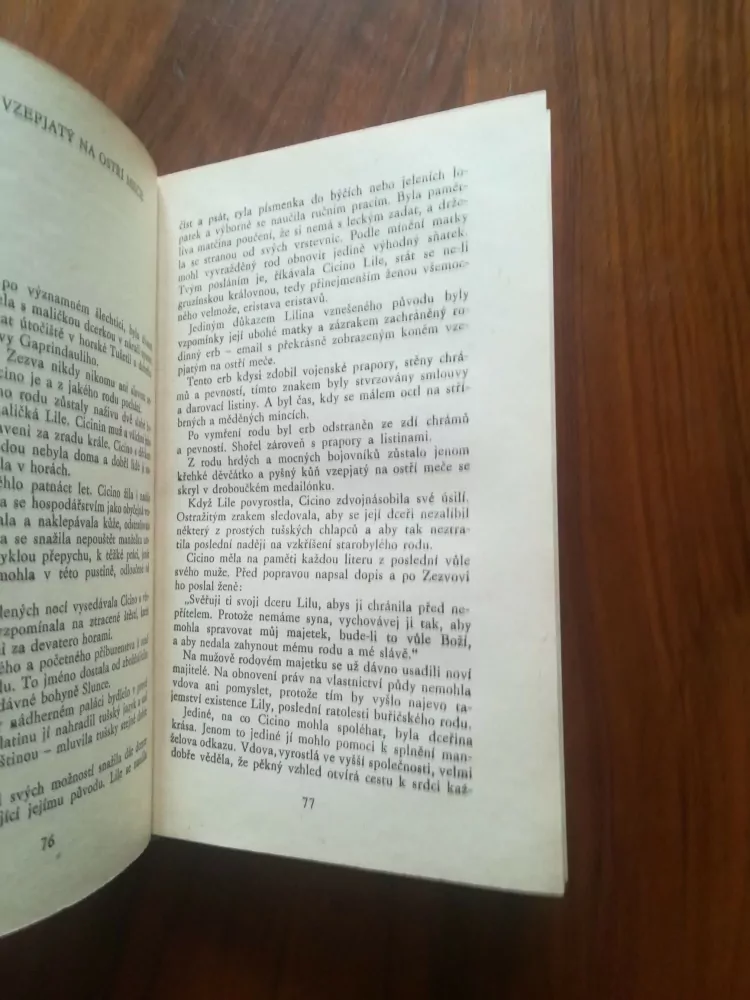 GRIGOL ABAŠIDZE - Králova milostnice