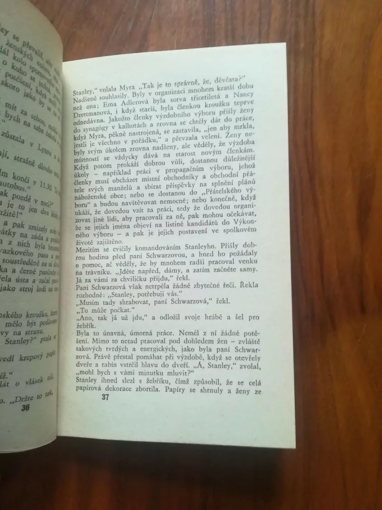 HARRY KEMELMAN - Rabín v pátek zaspal