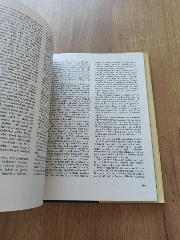 BEDŘICH ŠINDELÁŘ - Hon na čarodějnice