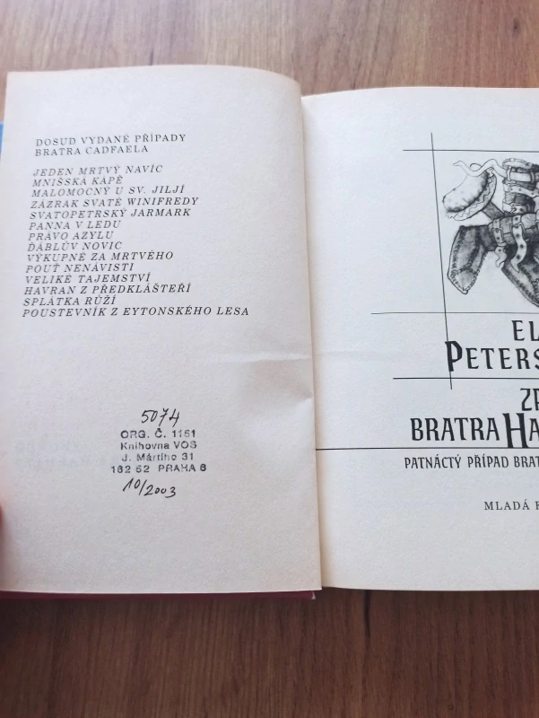 ELLIS PETERS - Zpověď bratra Haluina
