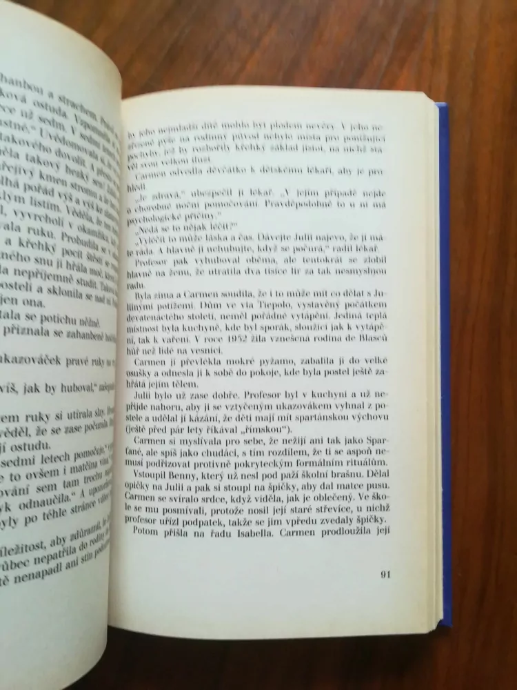 SVEVA CASATI MODIGNANI - Julie se nevzdává