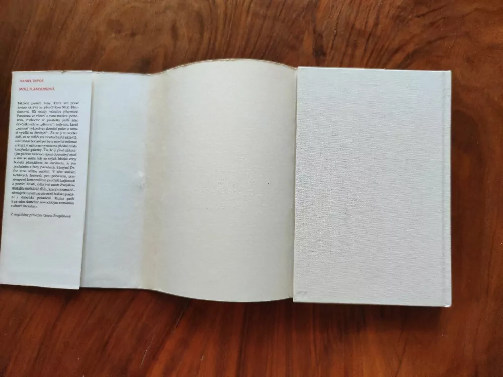 DANIEL DEFOE - Moll Flandersová