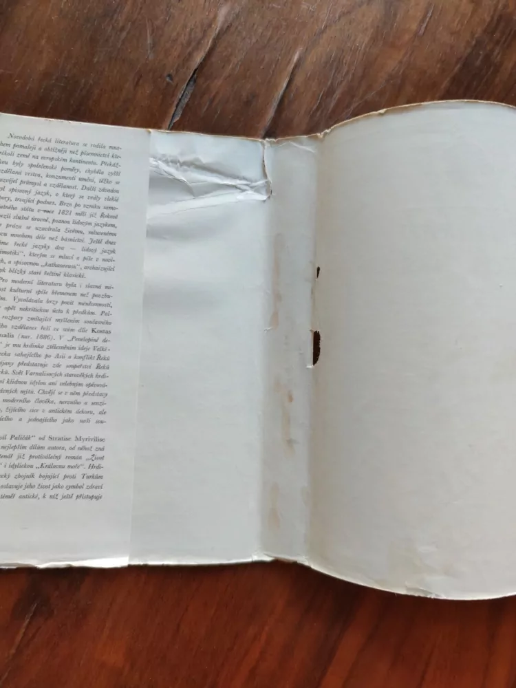 VASILIS VASILIKOS a jiní - Pět řeckých novel