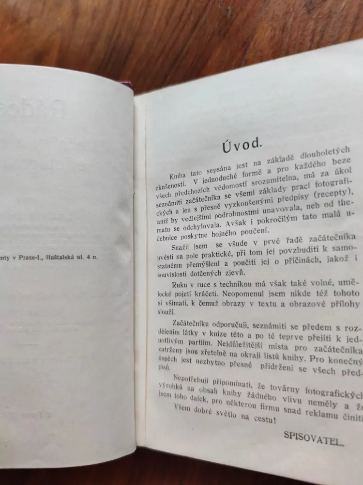 LUDVÍK DAVID - Rádce pro začátečníky a pokročilé ve fotografování