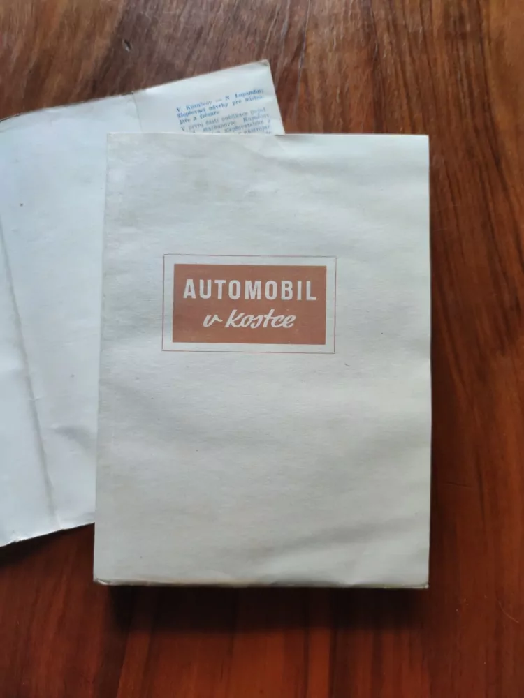RUDOLF FAJFER - Automobil v kostce