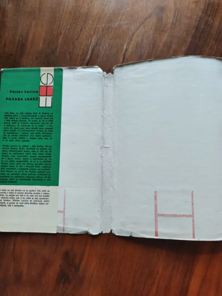 VÁCLAV LACINA - Posada lhářů