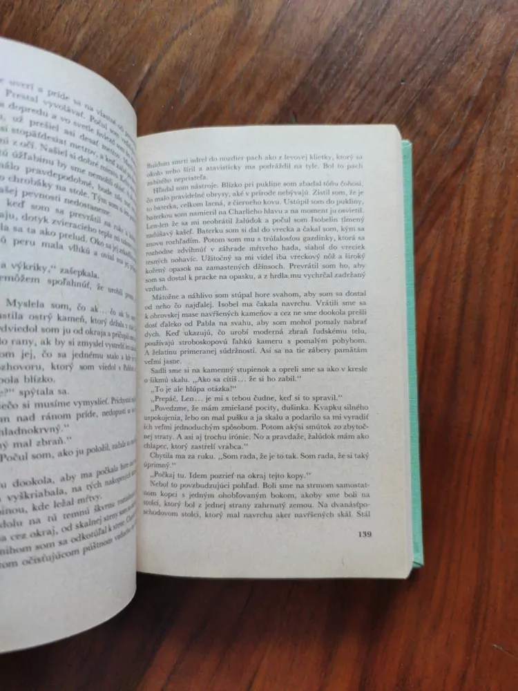 JOHN DANN MacDonald - Umrieť v purpurovej krajině, Cena vraždy, Dohodnút sa so žralokom