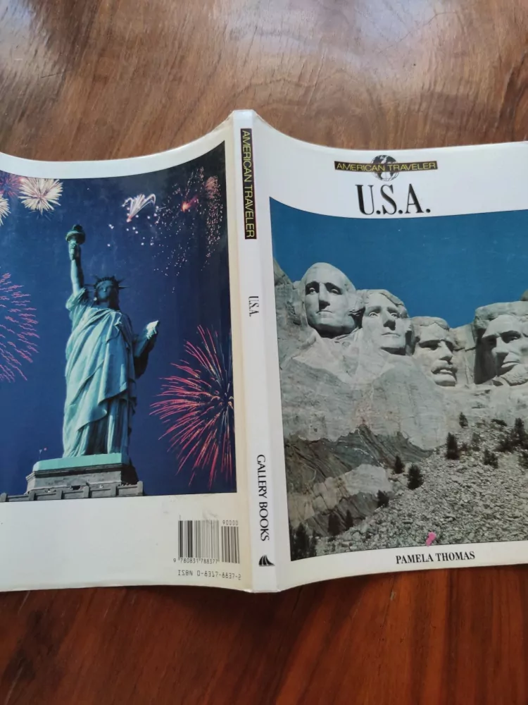 PAMELA THOMAS - U.S.A. (American Traveller)