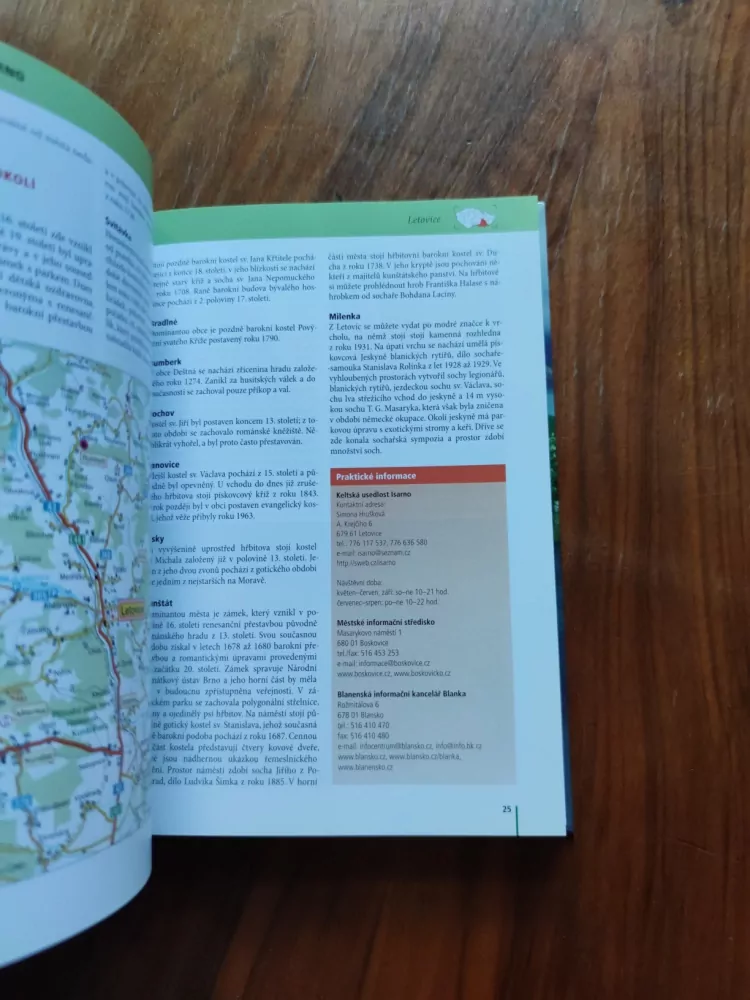 IVETA TOUŠLOVÁ, MAREK PODHORSKÝ, JOSEF MARŠÁL - Toulavá kamera 1.
