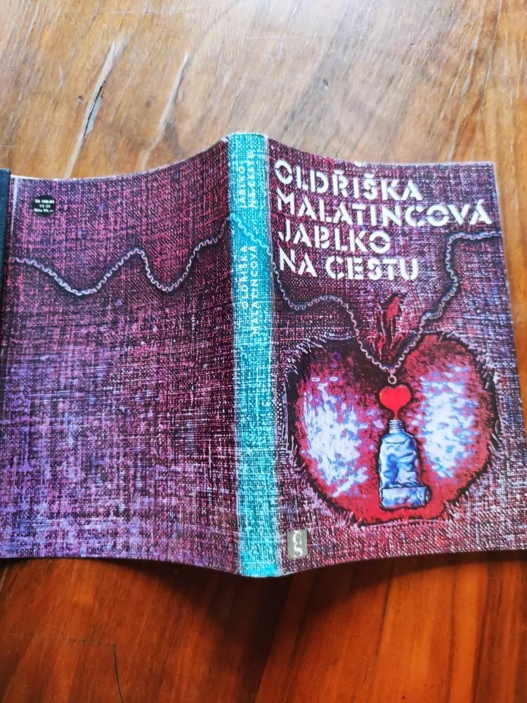 OLDŘIŠKA MALATINCOVÁ - Jablko na cestu
