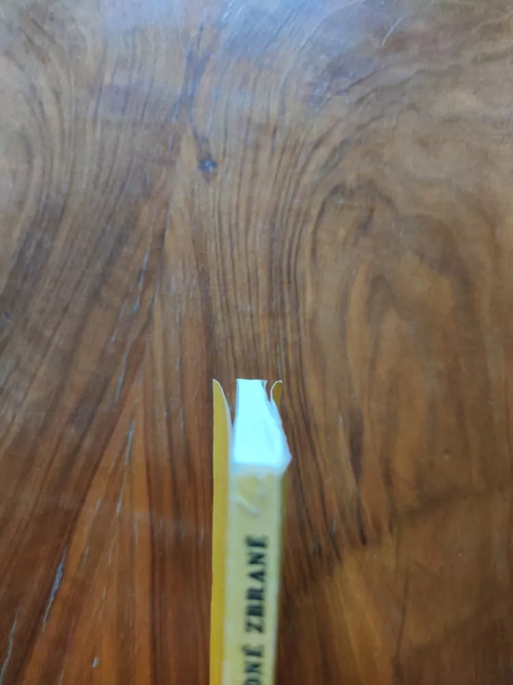 PETR KONOPISKÝ, PETR MOUDRÝ - Chladné zbraně - Šavle habsburské monarchie 16.-20. století: ze sbírek Vojenského historického muzea v Praze