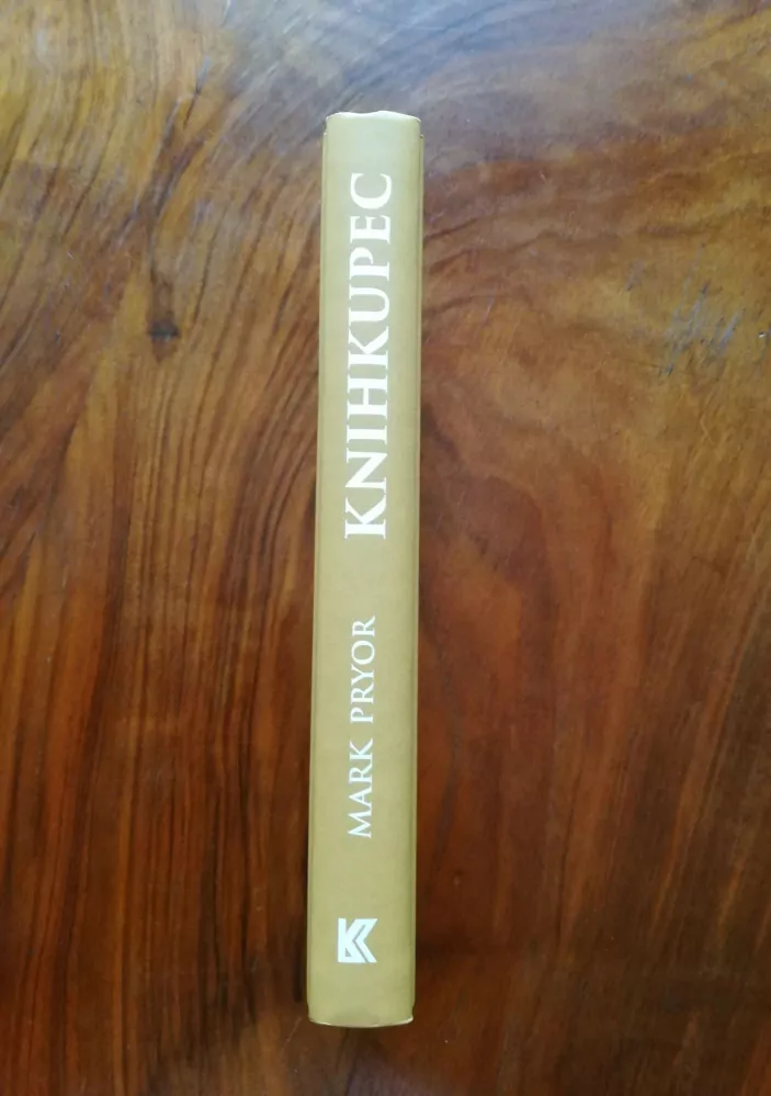 MARK PRYOR – Knihkupec