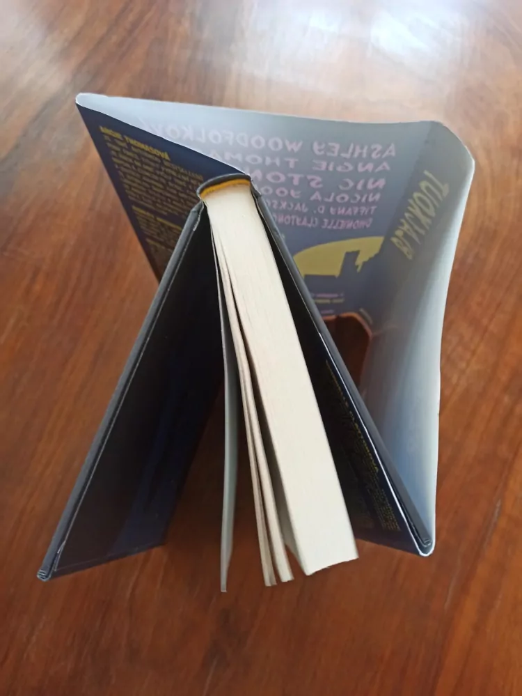 ASHLEY WOODFOLK, NICOLA YOON, ANGIE THOMAS, DHONIELLE CLAYTON, TIFFANY D. JACKSON, NIC STONE - Blackout