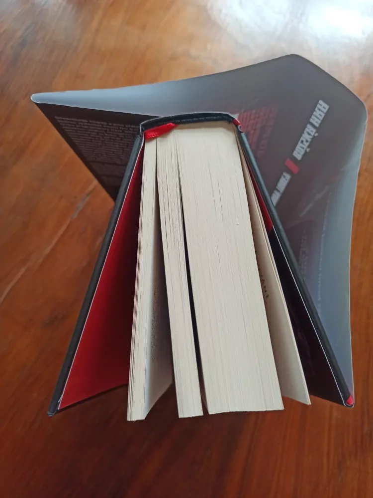 DANNY TOBEY - Božská hra